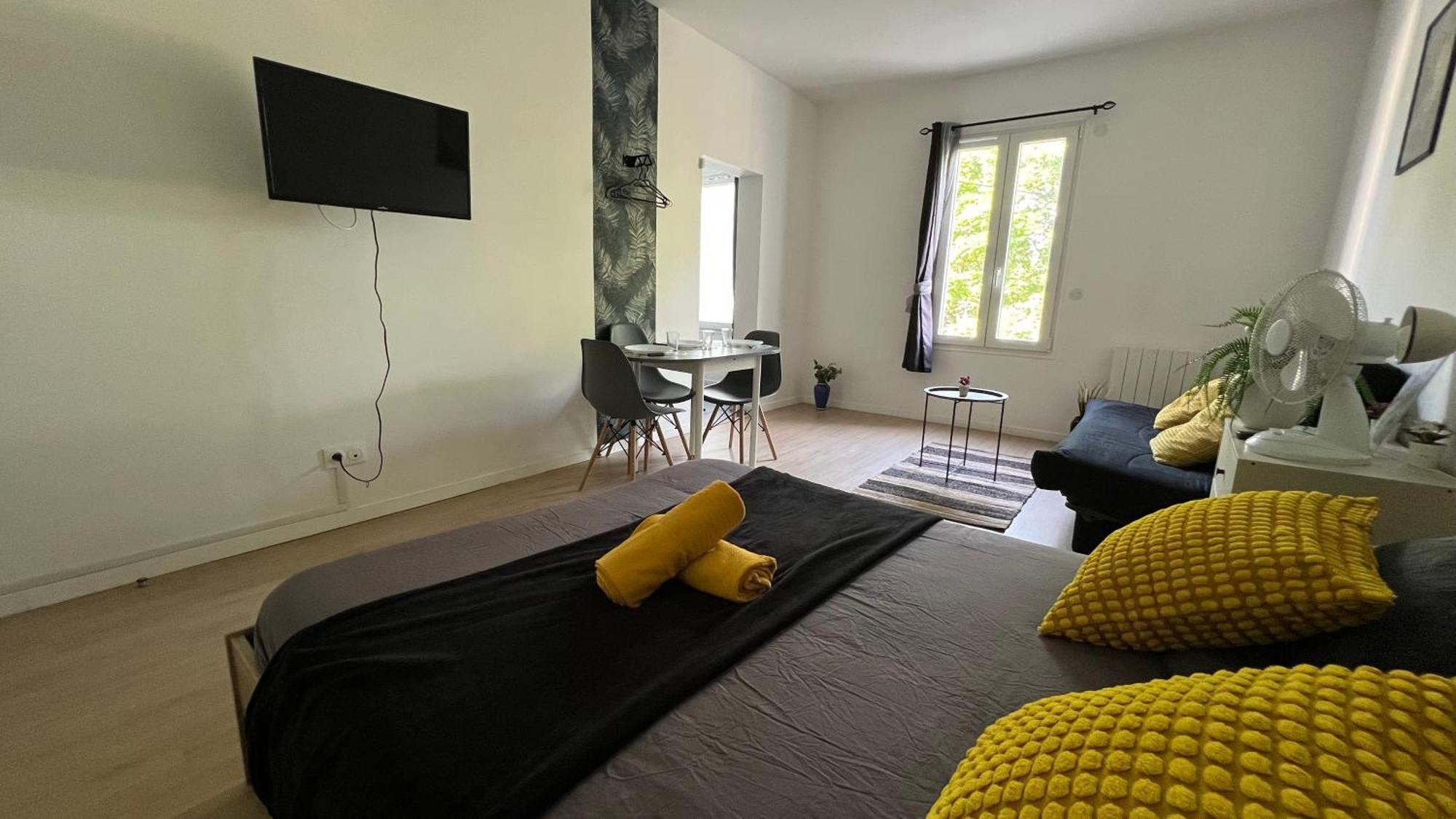Studios Cozy 2A4 Pers Avec Jardin I Proche Futuroscope Chatellerault Luaran gambar