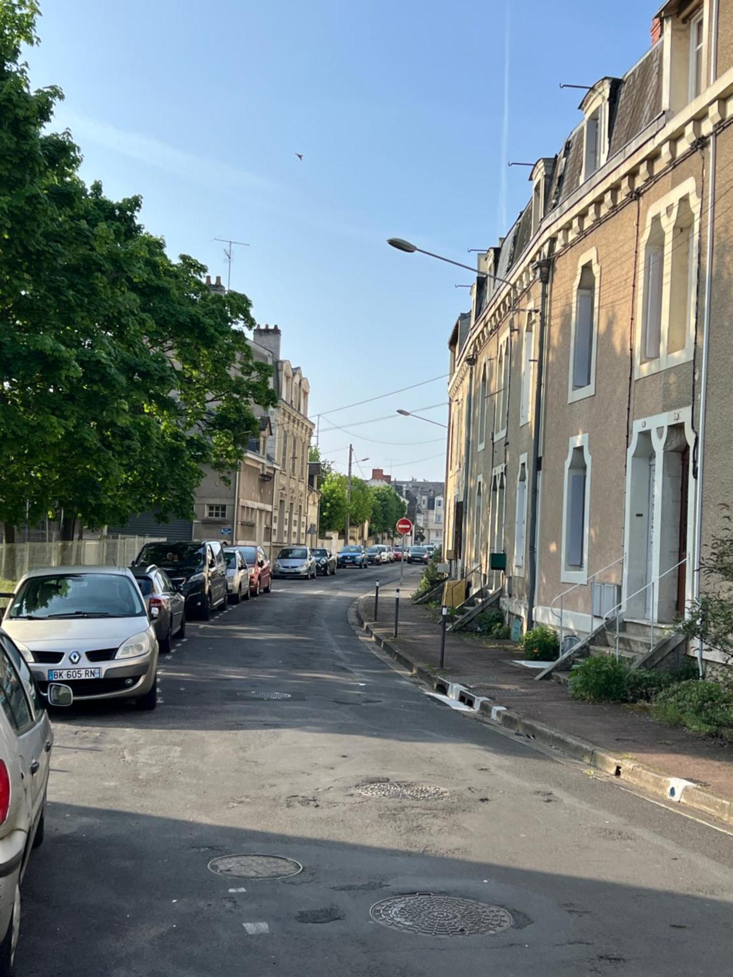 Studios Cozy 2A4 Pers Avec Jardin I Proche Futuroscope Chatellerault Luaran gambar